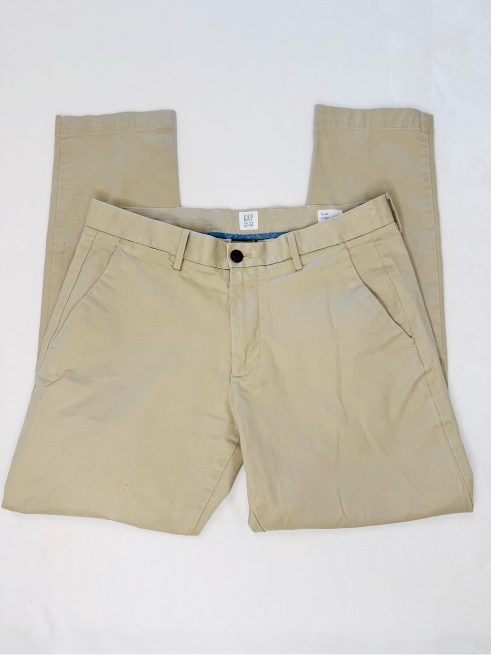 GAP Men's Skinny Fit Straight Leg Khaki Pants